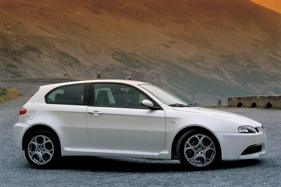  Alfa Romeo 147 GTA 2002 года  (фото 31 из 70)